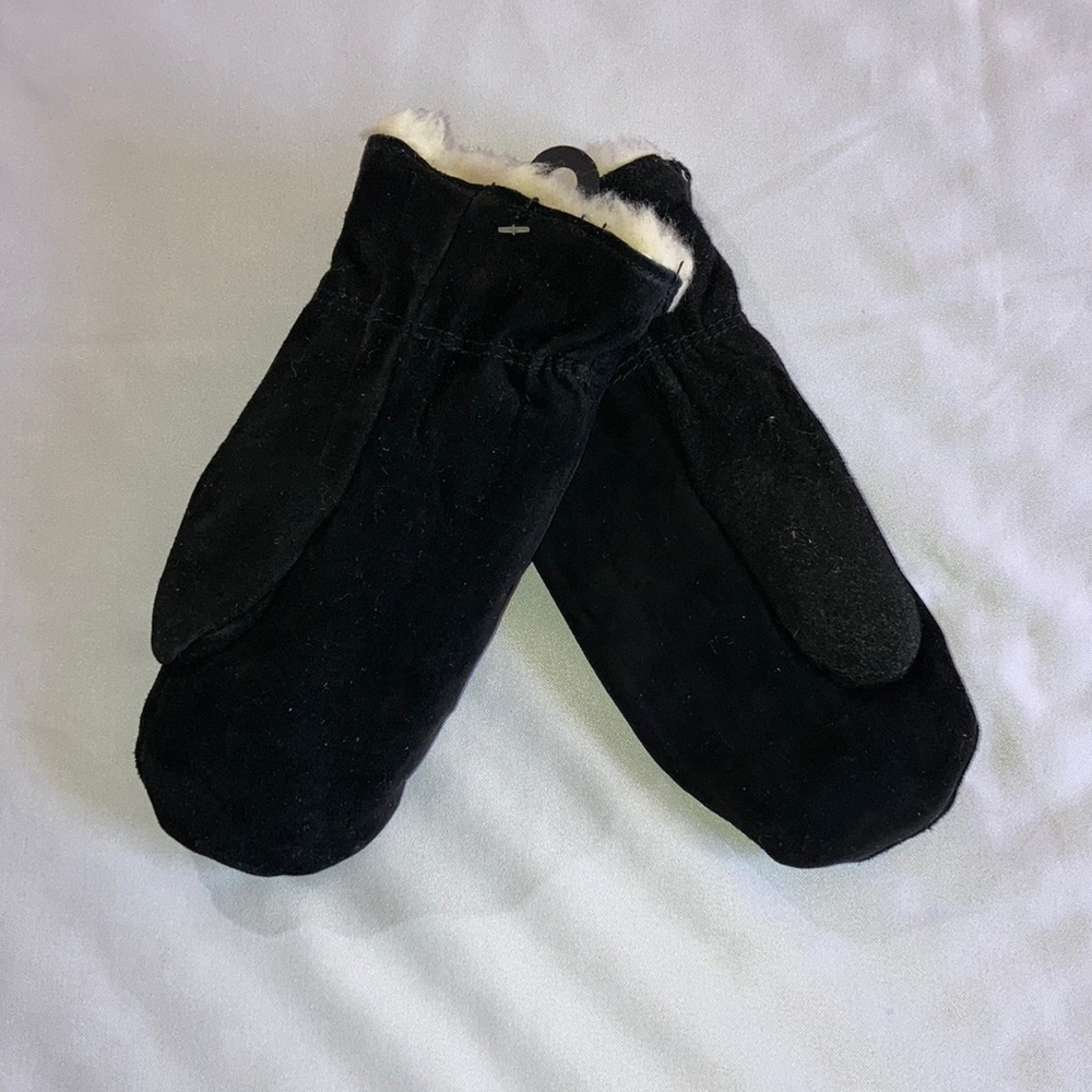 Brand New Kids Lined Leather Mittens